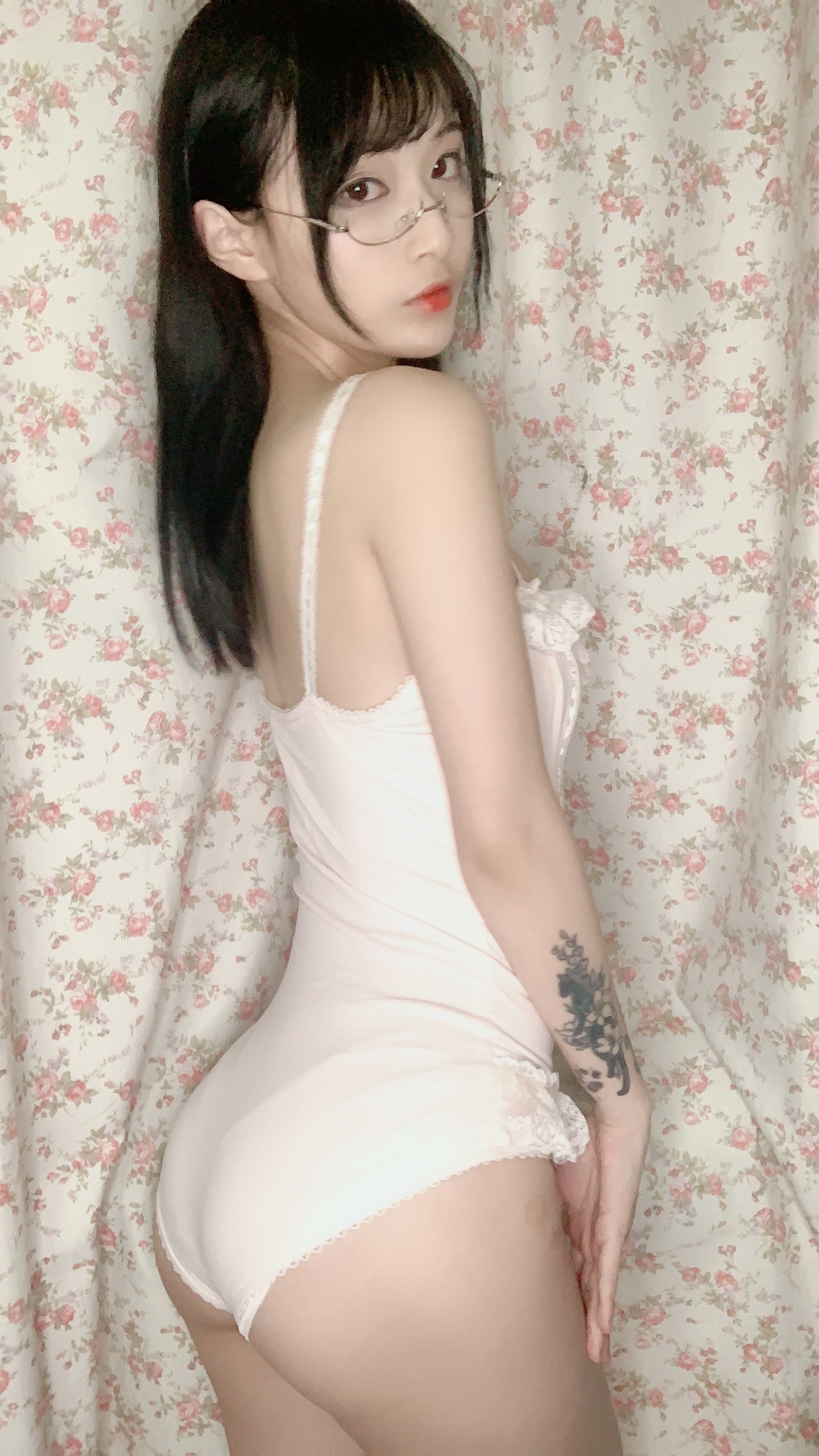 图片[1]-铁板烧鬼舞w – NO.010 内衣连体[13P]-XikXak